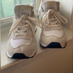 Women’s New Balance 574 Size 8